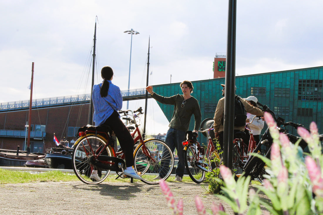 Amsterdam Cycling Rules: 6 Essential Safety Tips for Visitors