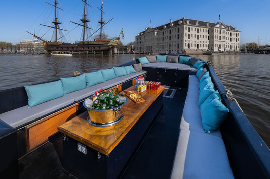 Private Boat Tour Amsterdam up to 25 p for 1 hr 45 min