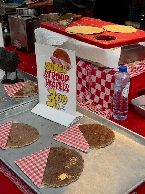 Amsterdam Self-Guided Historical WalkingTour Experience En/Fr/De/Nl/Sp– Explore at Your Own Pace